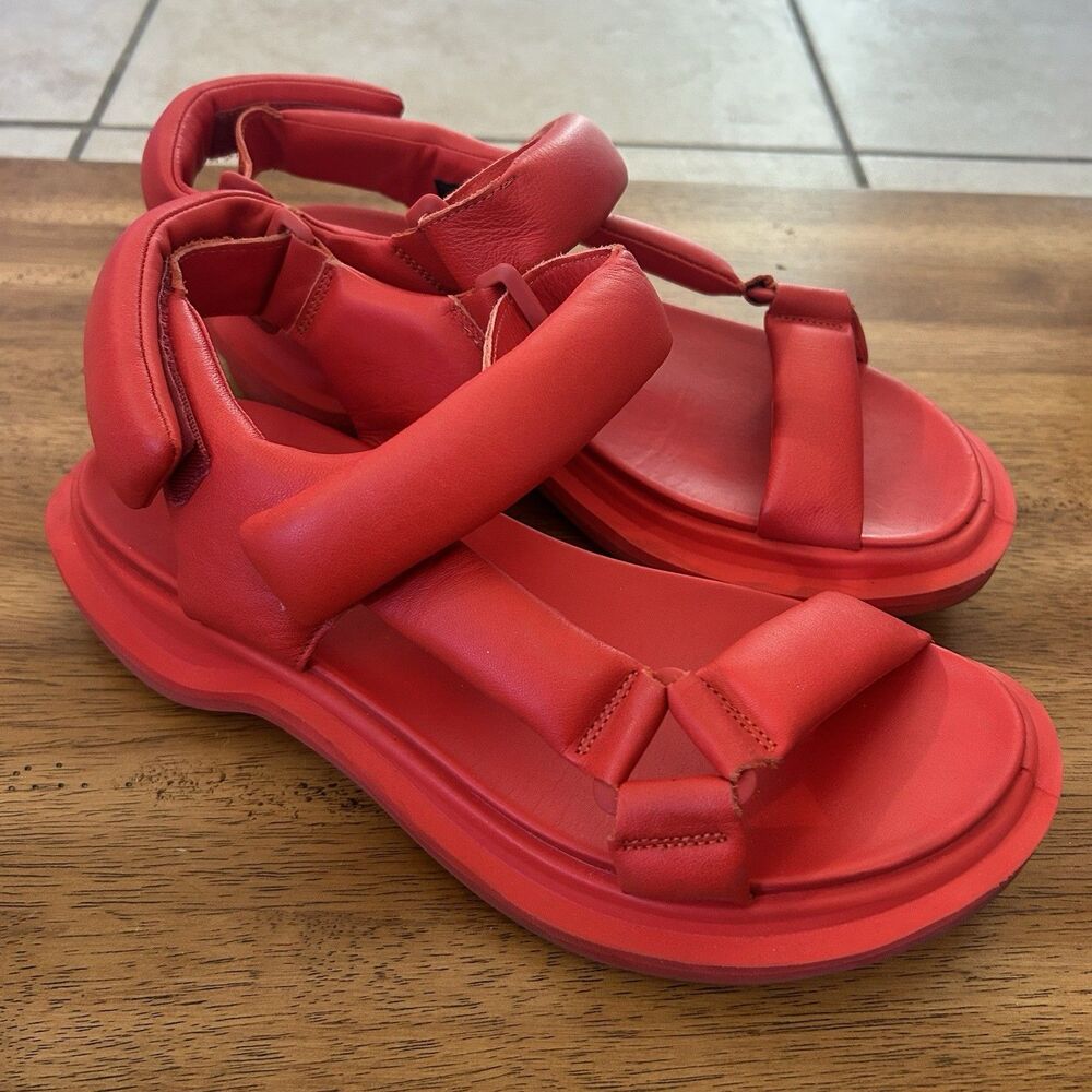 ECCO Women's Offroad Puffy Leather Cushioned Walking Sandals Red 9-9.5 US / 40EU - Picture 4 of 8